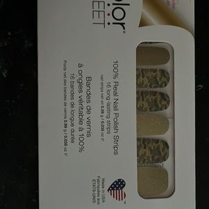 Color Street nail polish strips